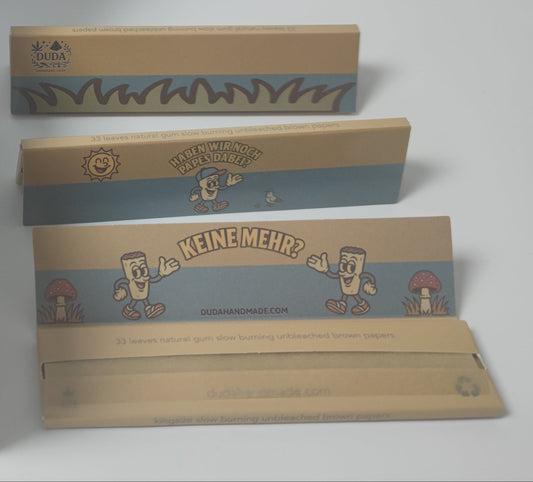 King Size Rolling Papers „Haben wir noch Papes dabei?“
